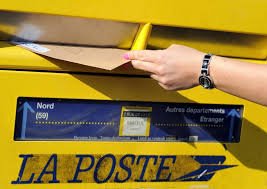 À la poste
