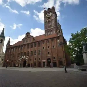 Toruń : La Perle Médiévale de la Pologne – Un Voyage à Travers le Temps et la Culture